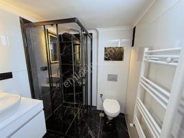 Emlak Center'dan Şehitler Mah Satılık 2+1 Ara Kat Daire