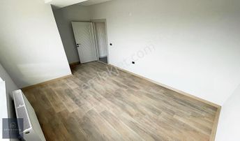 Yenikent Güneş Emlak*siteler Bölgesine Yakın Geniş 2+1