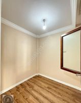 Remint’den Yeşılyurt Barajyolunda Geniş 2*1 Kapalı Mutfak Kilerli Direk Hasarsız Satılımik Daire !!!