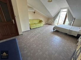 Turunç'ta Doğa Ve Deniz Manzaralı Eşyalı Satılık Dubleks Daire