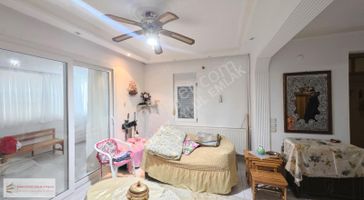 Dikili Salihler Mah Yeşil Pelit Sitesinde Satılık Villa