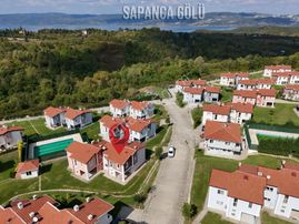 Sapanca Mercan Villam Sitesi Satılık 4+1 Havuzlu Villa | Tapu54