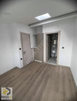 Atakent Meydanda Önü Açık Merkezi Konumlu Çatı Dubleks