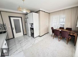 Uzman'dan Karapürçek Ters Balkonlu Öncephe Fullyapılı