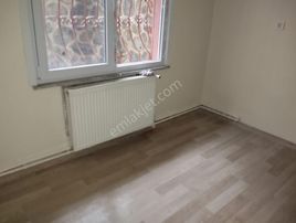 Sarıyer Bahçe Köyde Satılık Daire 4000000 T L