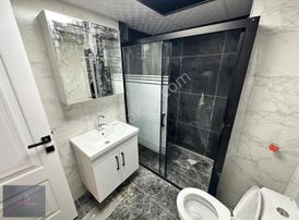 Zeki Emlak'tan Muradiye'de Satılık 1+1 Sıfır Daire