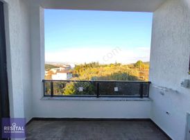 Rs Mutlu Hasanağa'da Doğa Manzaralı 2+1 Ara Kat Satılık Daire