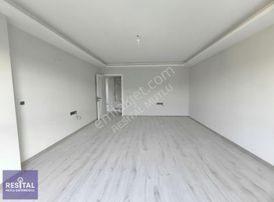 Rs Mutlu Hasanağa'da Doğa Manzaralı 2+1 Ara Kat Satılık Daire