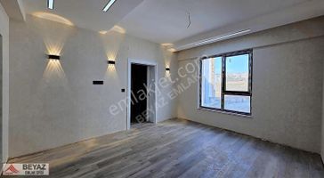 Beyaz Emlak'tan Eğriköprü Mah Full Yapılı 5+1// Yapılı Daireler