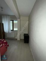 100.yıl Kılavuzlar Mevkiinde Kısmi Eşyalı Kiralık 4+1 Daire