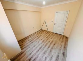 Çambaşı Caddesi Paraleli 1.kat Konumunda Asansörlü Fırsat Daire