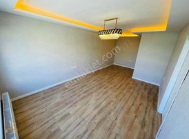 Etlik'den Cadde Üzeri Ön Cephe 3+1 Ultra Lüx Ara Kat Daire !