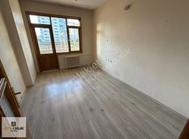 Demir Yolu Üzeri Şefikcan Yakını Kiralık 3+1 Arakat Daire 200 M2