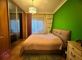 Suadiye Sahil'de İşyeri Ve Konuta Uygun Balkonlu E.banyolu 3+1