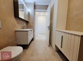 Fenerbahçe'de Sahile Yakın Yeni Bina Balkonlu E.banyolu130m² 3+1