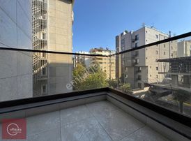 Suadiye Sahil'de 102m² Net Çift Balkonlu E.banyolu,boş,geniş 3+1