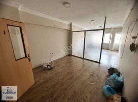 Turyap'tan Yalova Merkez'de Ön Cephe Heykele Yakın Kiralık Ofis