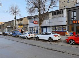 Şeyma Emlaktan Satılık Şehir Merkezinde Kurumsal Kiracılı Dükkan