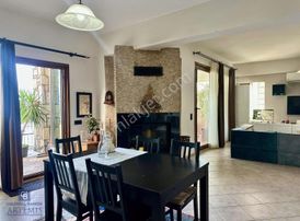 Bodrum Gümüşlük Satılık 2adet Deniz Manzaralı Müstakil Villa