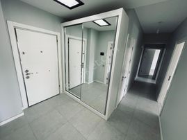 Bornova Goldiva Kuzey'de Boş Oturmaya Hazır 3+1 Satılık Daire