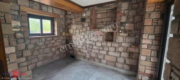 Dikili Kabakumda Özel İmalat Doğal Taş 5+1 Villa