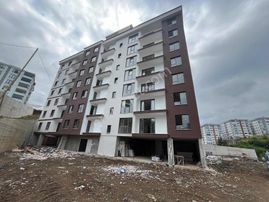 Bostancı Ak İnşaatta Satılık 2+1 Daire