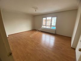 Elvan Mah. Merkezi Konumda Güneşi İçinde 3+1 Satılık Daire