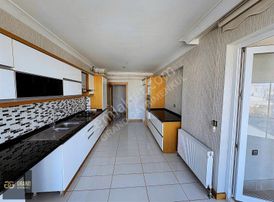 Batıkent Turgut Özal Da Cadde Cepheli 7+2 Satılık Dublex