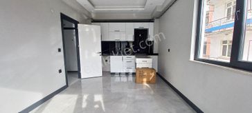 Mir'den Balıkesir Atatürk Mah. Satılık Geniş Sıfır 1+1 Daire