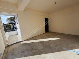 Tarcanlardan Geniş Ve Modern Tripleks Villa 4+1 /250m2 Satılık