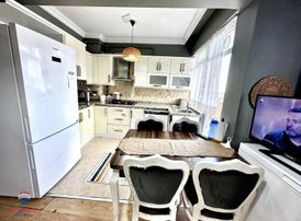 Cihan Çaylan'dan Bulvara Cephe 3+1 Satılık Daire