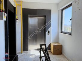 Asuman Mütevellioğlu'ndan Sahilde Satılık 3+1 Manzaralı Daire