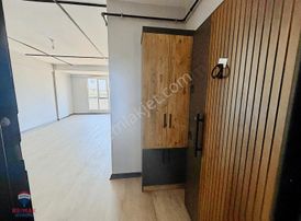 Asuman Mütevellioğlu'ndan Satılık Manzaralı Geniş 1+1 Daire