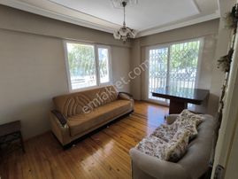 Hürriyet Mahallesinde Merkezi Konumda Kiralık Daire