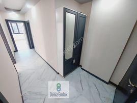 Denizden Akçayda Öncephe Geniş Cam Balkonlu Satılık 2+1 Daire.