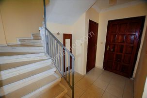 Antalya Kadriye'de İkiz Yarısı Site İçi 4+1 Bahçeli Villa