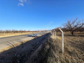 Coldwell Banker'den Malatya-kayseri Yoluna Cepheli Satılık Bahçe