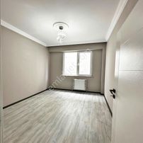 Çekmeköy Yapı Gayrimenkul'den Ekşioğlu Mah. 3+1 Ara Kat !!