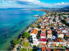 Kuşadası Güzelçamlı Denize 100 Metre Satılık Villa