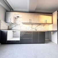 Çekmeköy Yapı Gayrimenkul'den Oturuma Hazır 3+1 Ara Kat !!