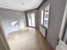 Karabağlar Bozyaka Mahallesi Yüksek Giriş Satılık 2+1 Daire