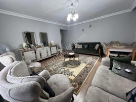 Fahri Korutürk Mh Şehitler Caddesi 3+1 Yapılı Asansörlü Daire!