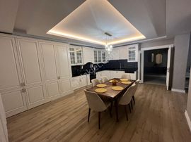 Satılık Lüks Daire!!altaylılar Mah.referans Sitesi 15/4.kat 280 M2 Oturumlu 5+1