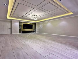 Ardıçlı Mahallesi Balkonlu Özel Dizayn 105 M2 Fırsat Daire!