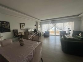 Fa'dan Menderes Mah. Karabulutlar 1 Sitesinde Eşyalı Kiralık 2+1