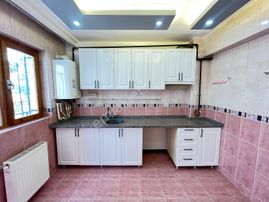 H.gazi Göbekte Yonca Arkası 2+1 Y.giriş A.daire Var Full Yapılı Ön Cephe