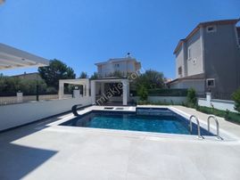 Didim’de Satılık,5+1 Ayrı Mutfak Villa