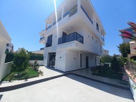 Didim’de Satılık,5+1 Ayrı Mutfak Villa