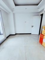 Valley Realty'den Hürriyet Mah'de Site İçi, Havuz Manzaralı