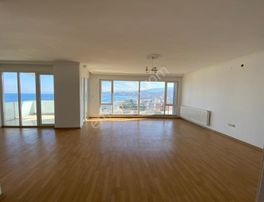 Trabzon Yalıncak'ta Satılık 4+1 Daire